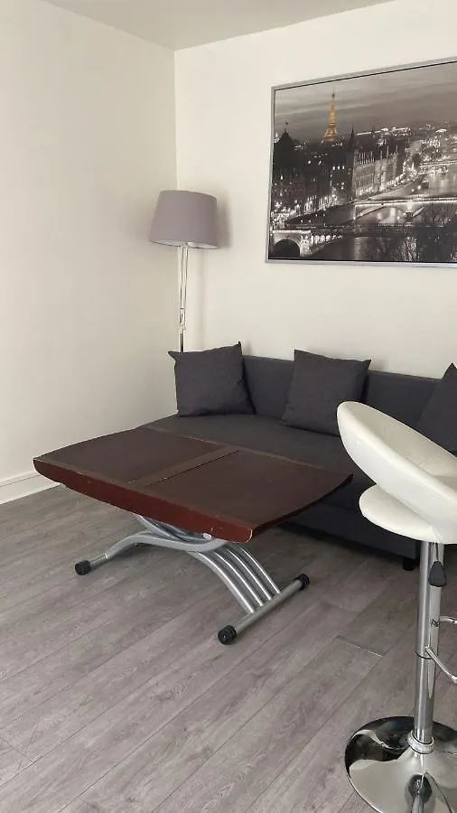 Apartment Comfy Parisian Studio!